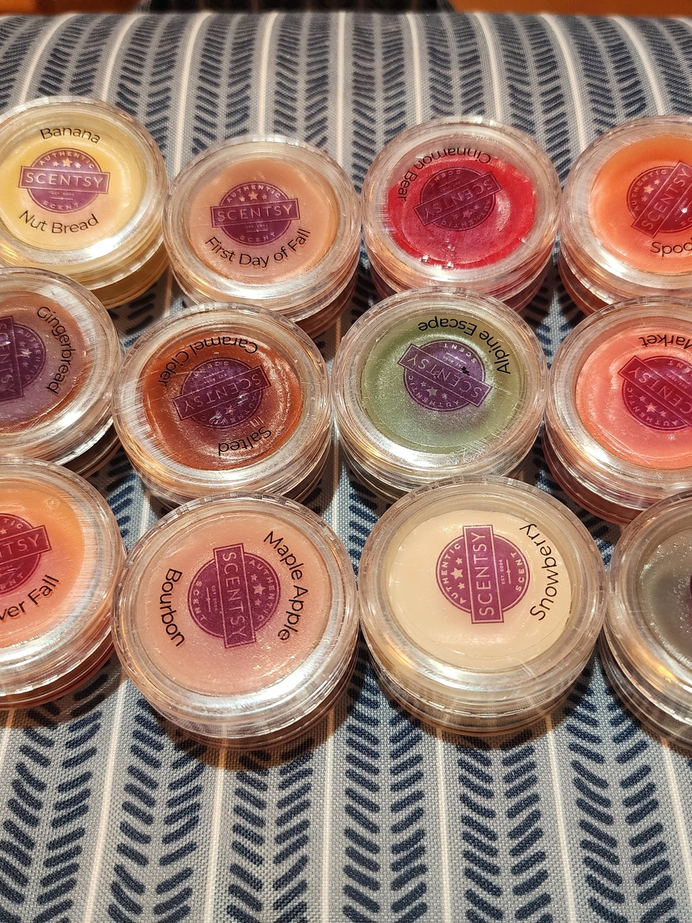 12 Scentsy Wax Melt Pods Samples - Assorted